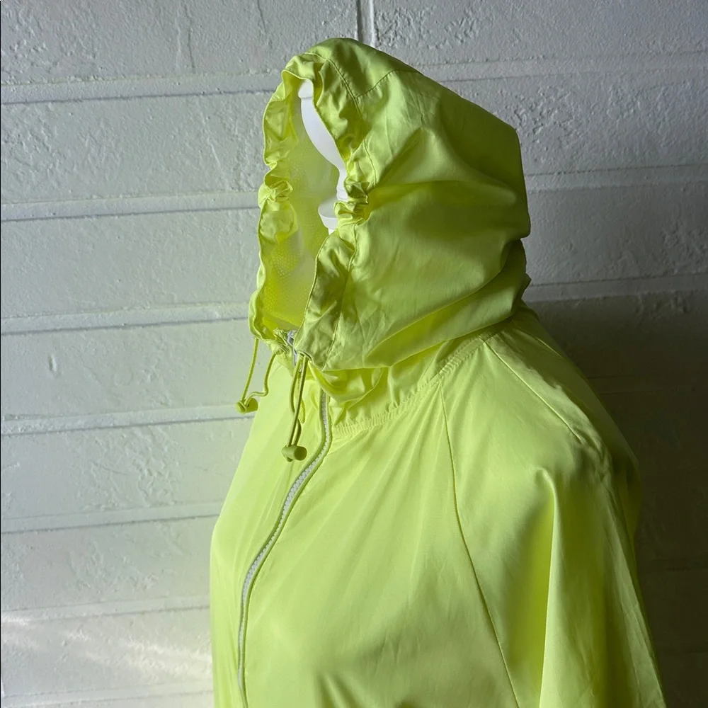 Cotton On Women’s Light Yellow Hooded Windbreaker - Picture 8 of 16